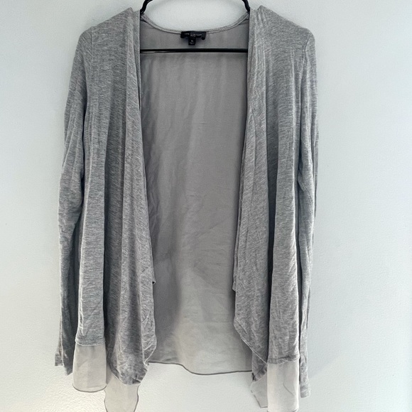 The limited cardigan - Picture 2 of 5